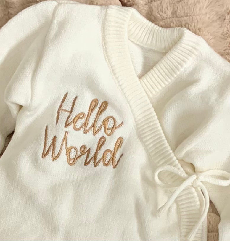 Hello World Newborn Romper – Coming Home Outfit