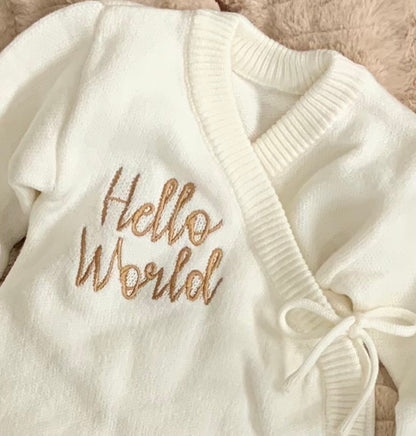 Hello World Newborn Romper – Coming Home Outfit